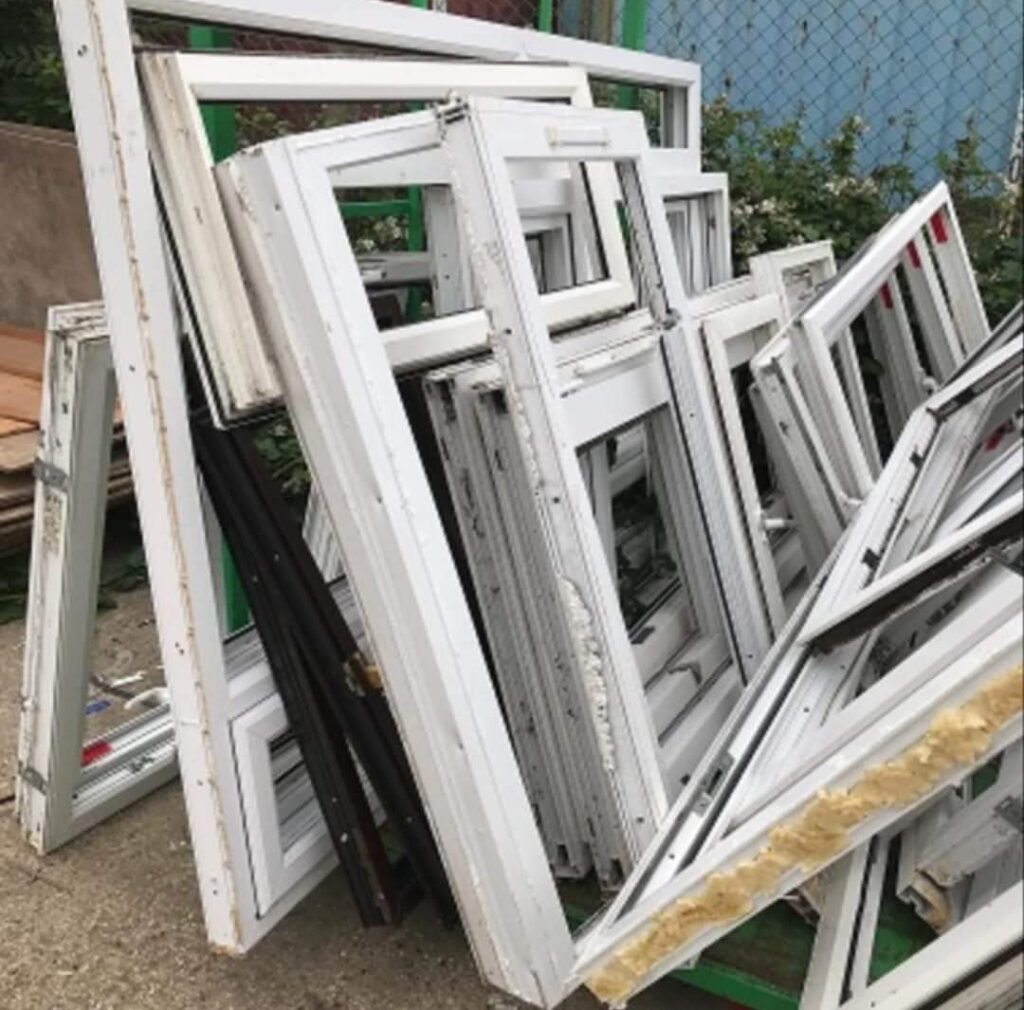 شراء أثاث المطاعم المستعمل في الخبر