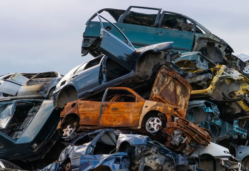 شراء السيارات الخردة والتالفة في الدمام