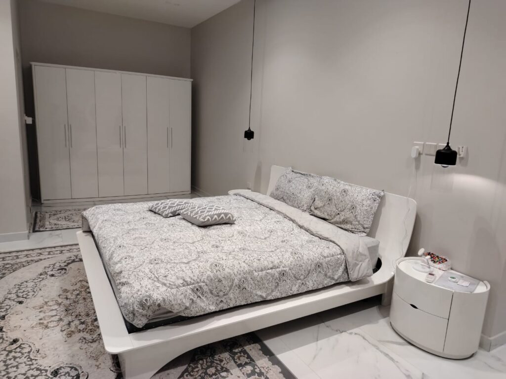 شراء الأثاث المستعمل في القطيف